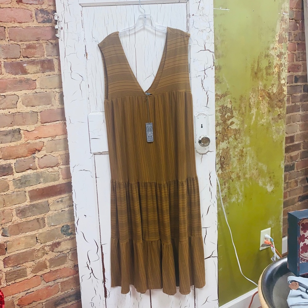 Errant dress